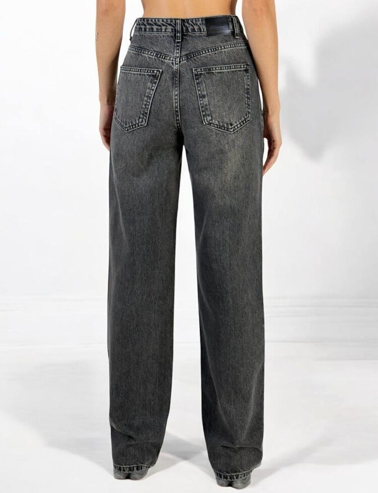 High Waist Loose Fit Jeans