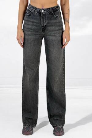 High Waist Loose Fit Jeans - Brand: LACARINO - Women's Clothing Wholesale - Globality Store
