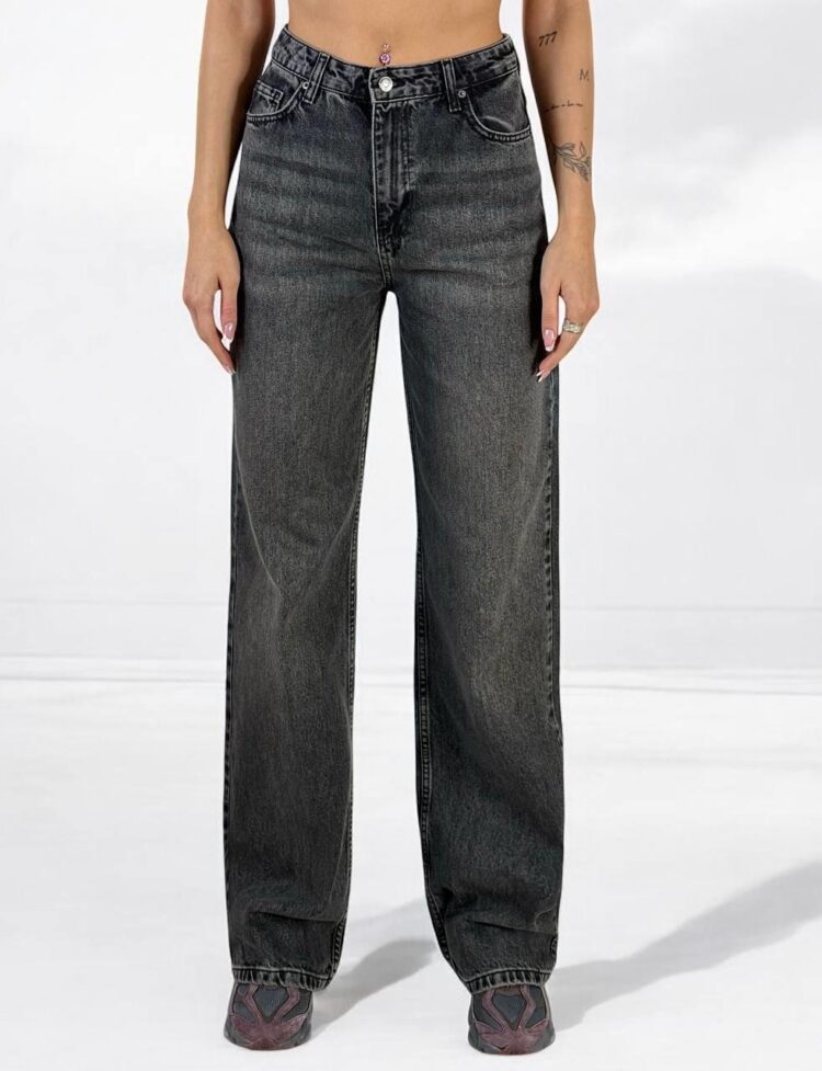 High Waist Loose Fit Jeans