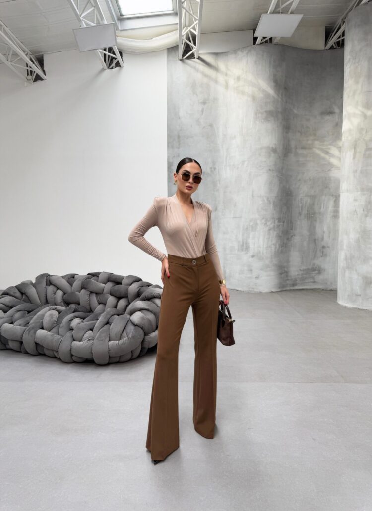Spanish Leg Pants