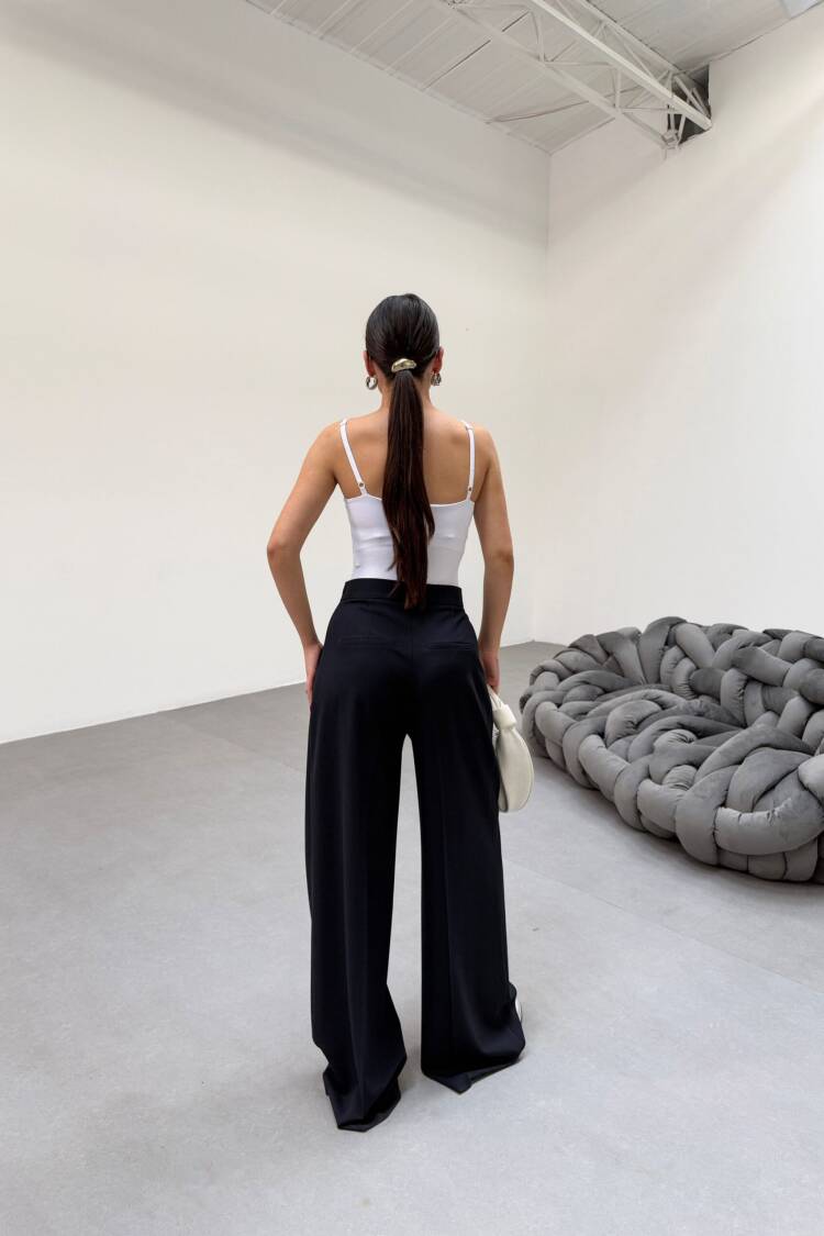 230 Gr Poly Viscose Full Lycra Pleated Palazzo Pants