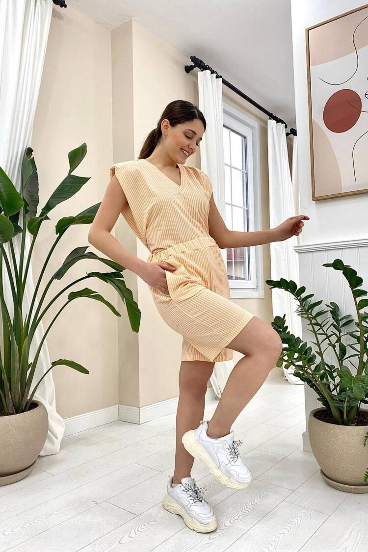 Striped Shorts Set - Biscuit