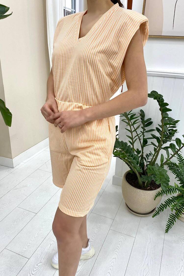 Striped Shorts Set - Biscuit