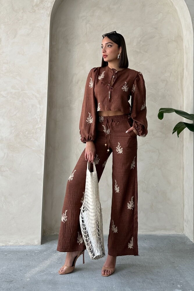 Embroidery Detailed Linen Pants