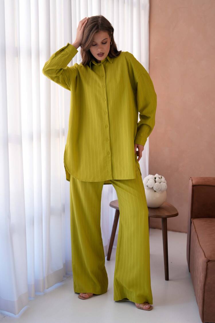 OilSelf Stripe Pattern Wide Cut Tunic Shirt And Pants Bottom/Top Suit 29022