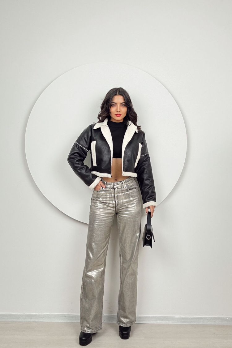 Short Leather Coat With Fur - Black