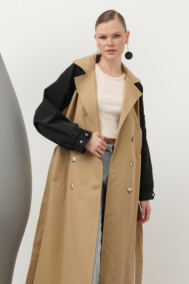 Women's Sleeve Zipper Detailed Trench