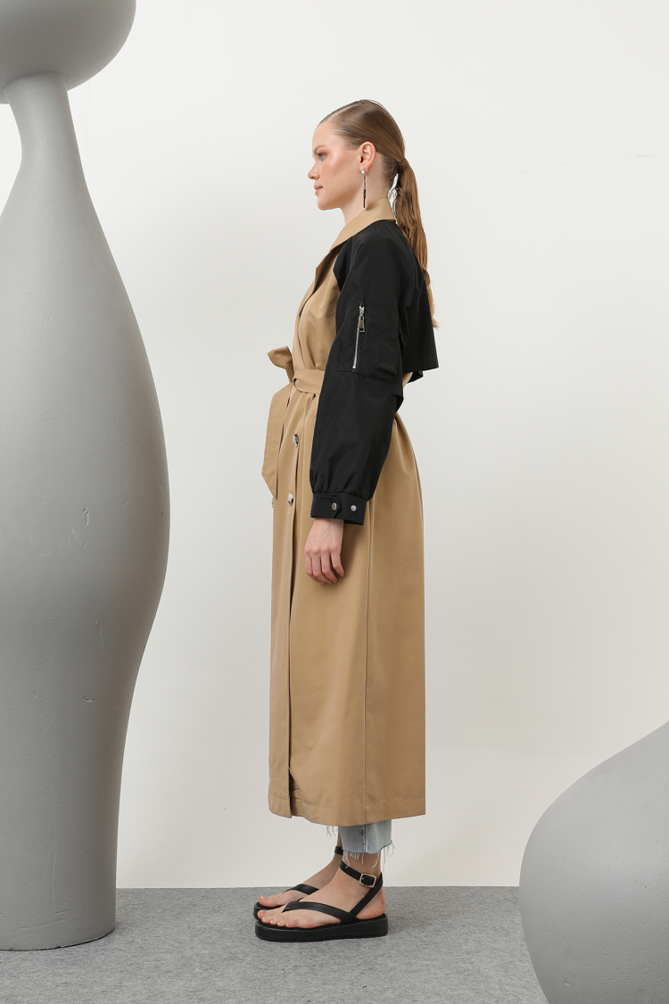 Women's Sleeve Zipper Detailed Trench