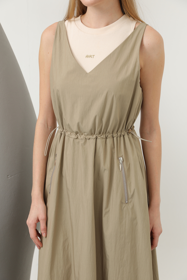 EMBROIDERY DETAILED DRESS WITH ELASTIC WAIST