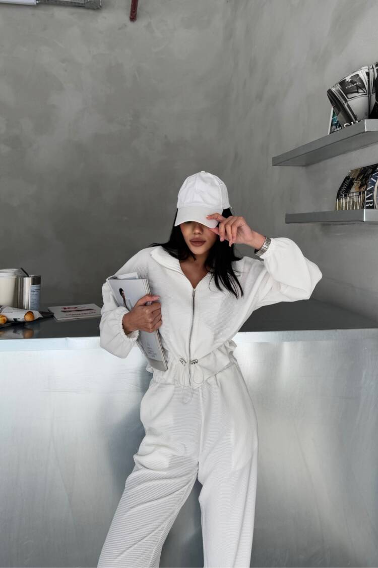 Gift Fabric Tracksuit Set