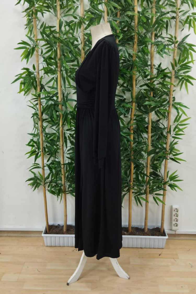 Women's Long Sleeve V Neck Lace Neck Slit Long Sandy Dress - Black