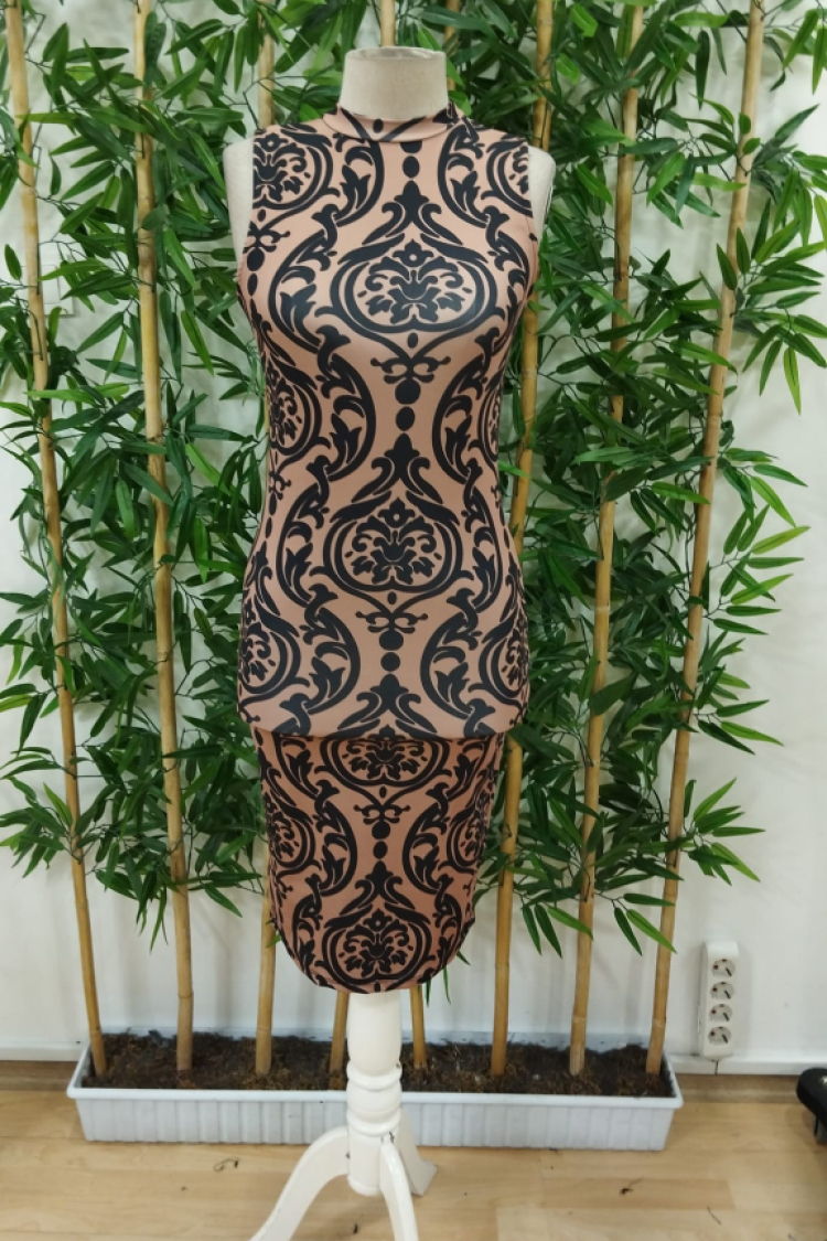 Sleeveless Half Turtleneck Print Plunge Dress - Brown
