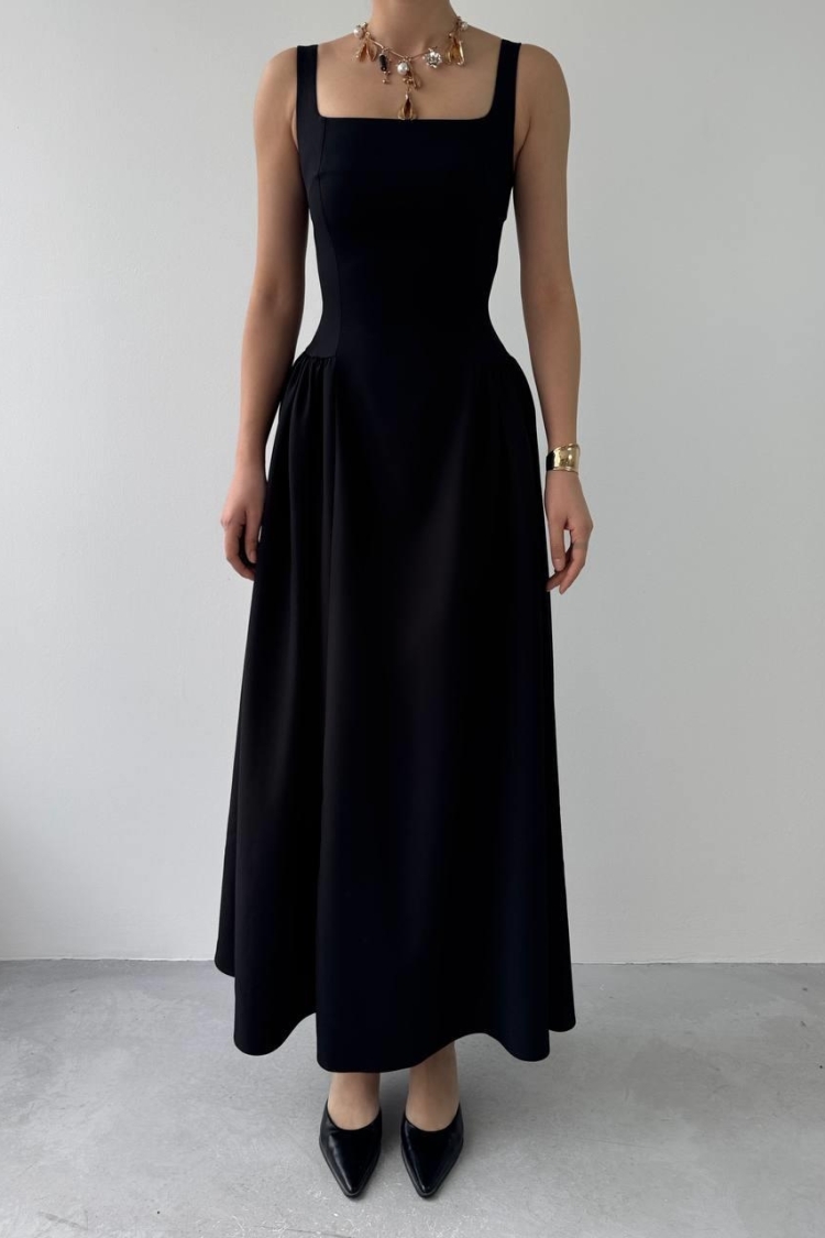Heldi Pleated Dress