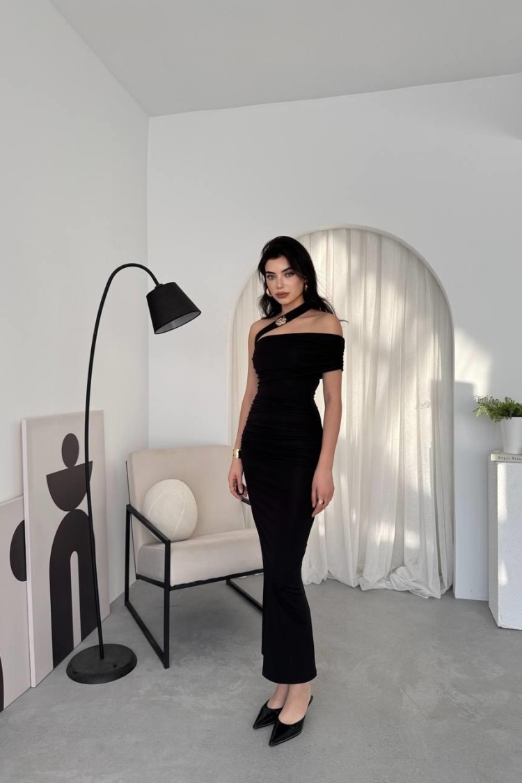 Reta Cross Shoulder Dress