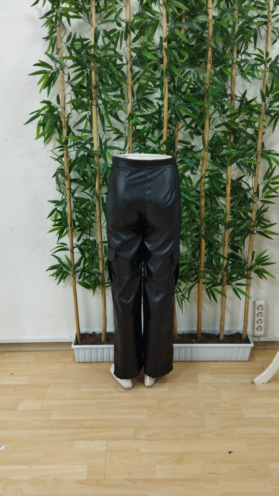 Women's High Waist Front Zipper Side Pocket Detailed Leather Cargo Pants - Black