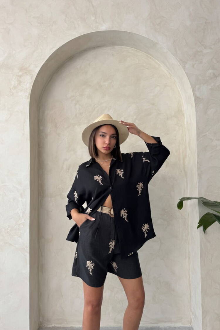 Embroidered Linen Shorts -|