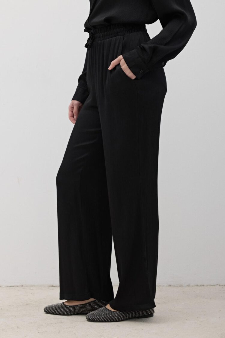Women's Elastic Waist Satin Pants