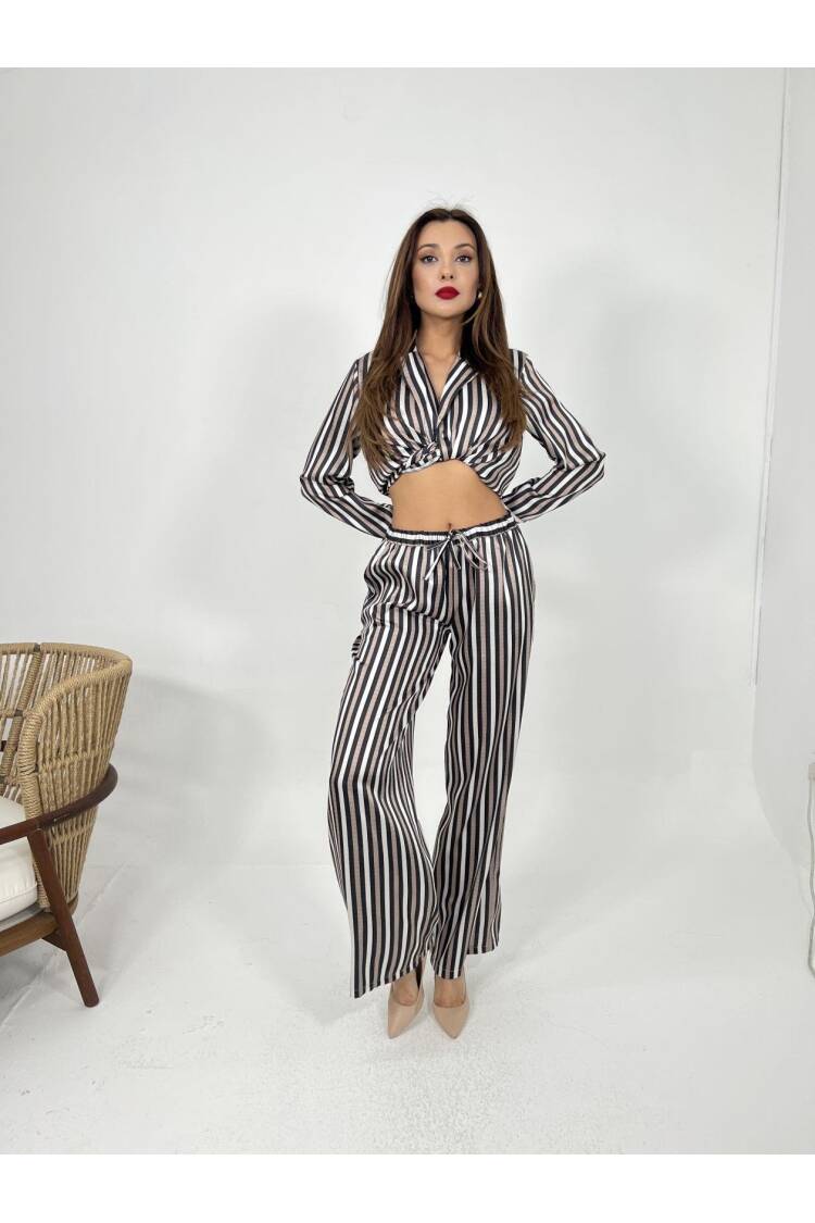 Suit - Ecru &