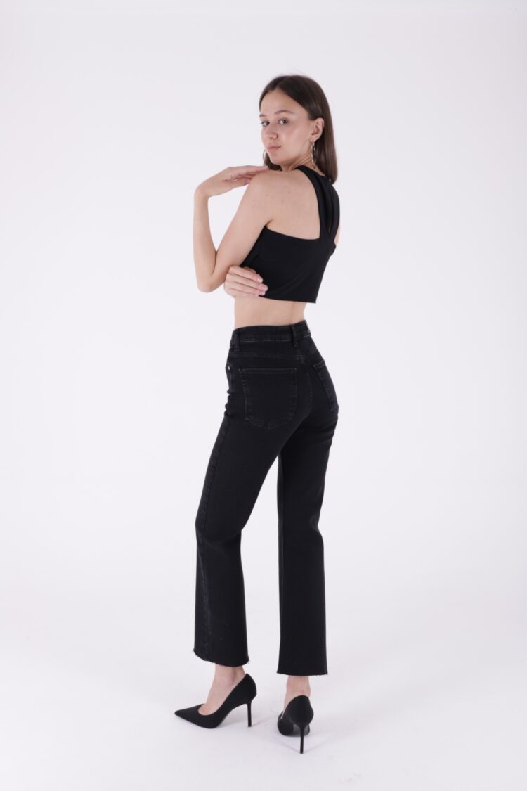 Spanish Mom Fit Jeans