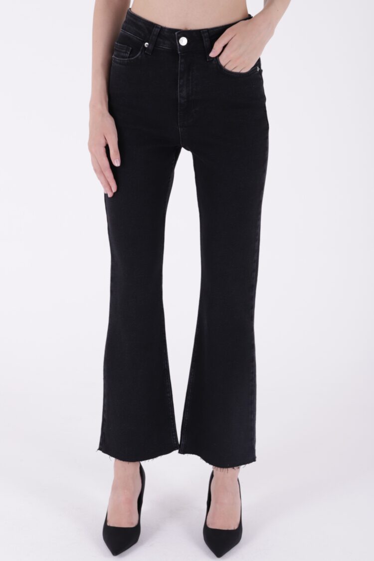Spanish Mom Fit Jeans