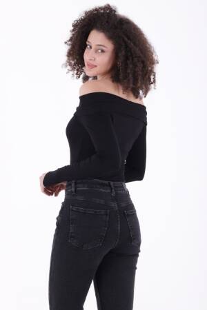 Flare Leg Mom Jeans With Side Slit - XLove - Globality Store - Women Clothes Wholesale Turkey