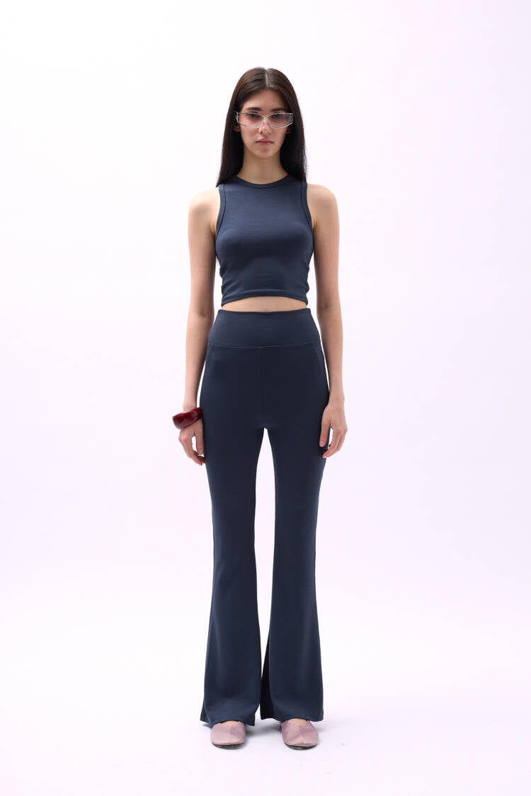 Spanish Leg Slit Leggings