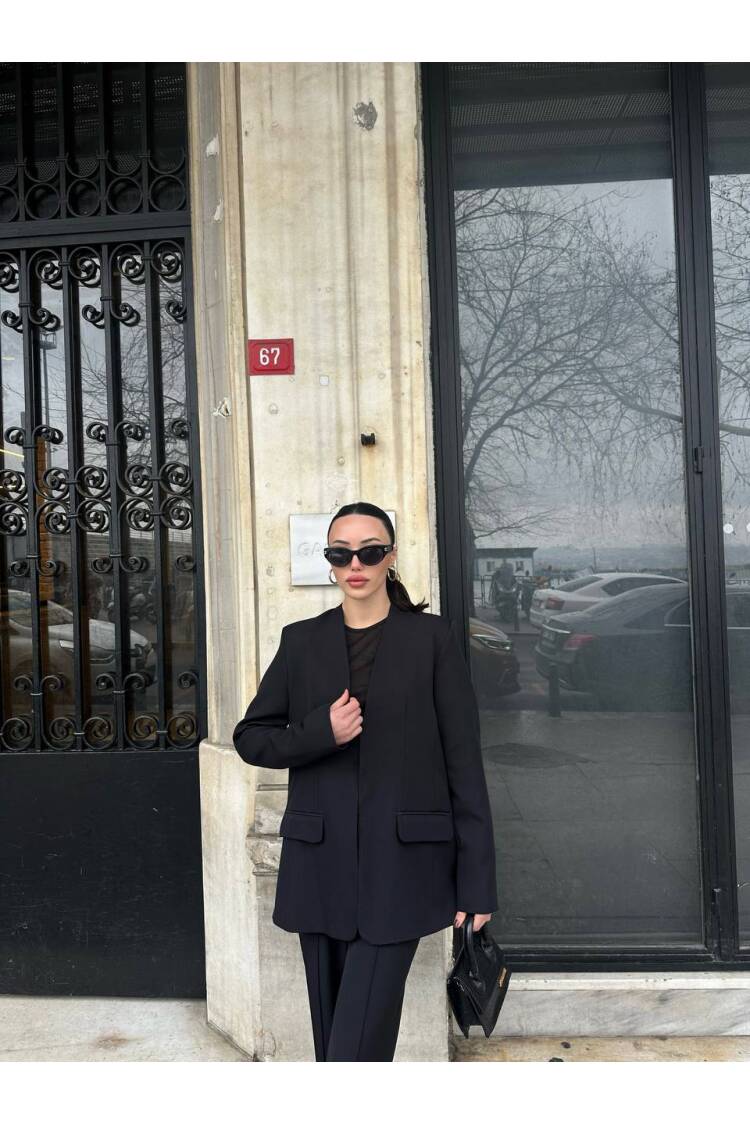 Suit