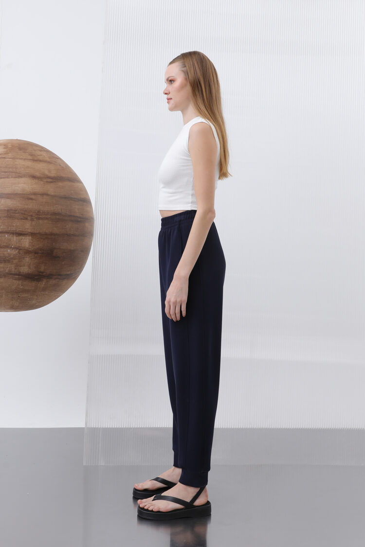 Women's Elastic Waist Pants