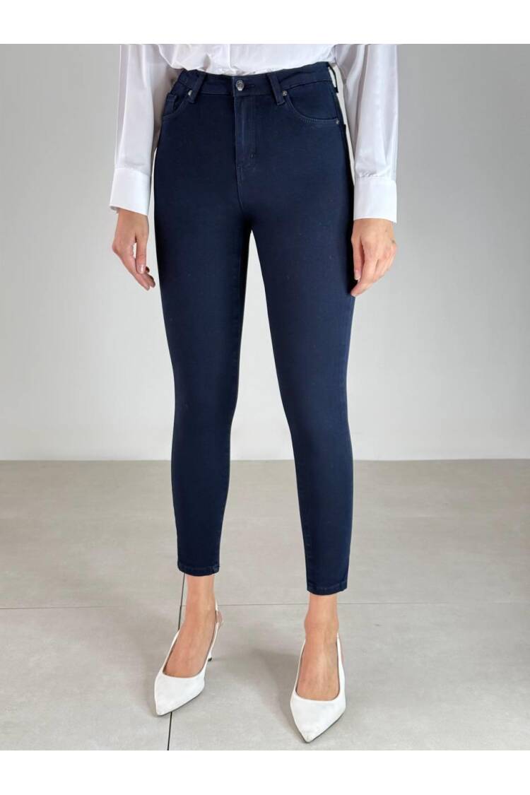 Slim Leg High Waist NavyJeans