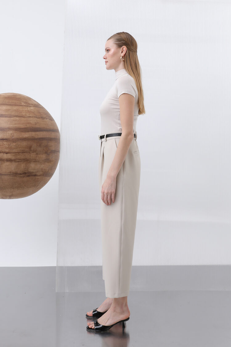 Women's Pleated Pants