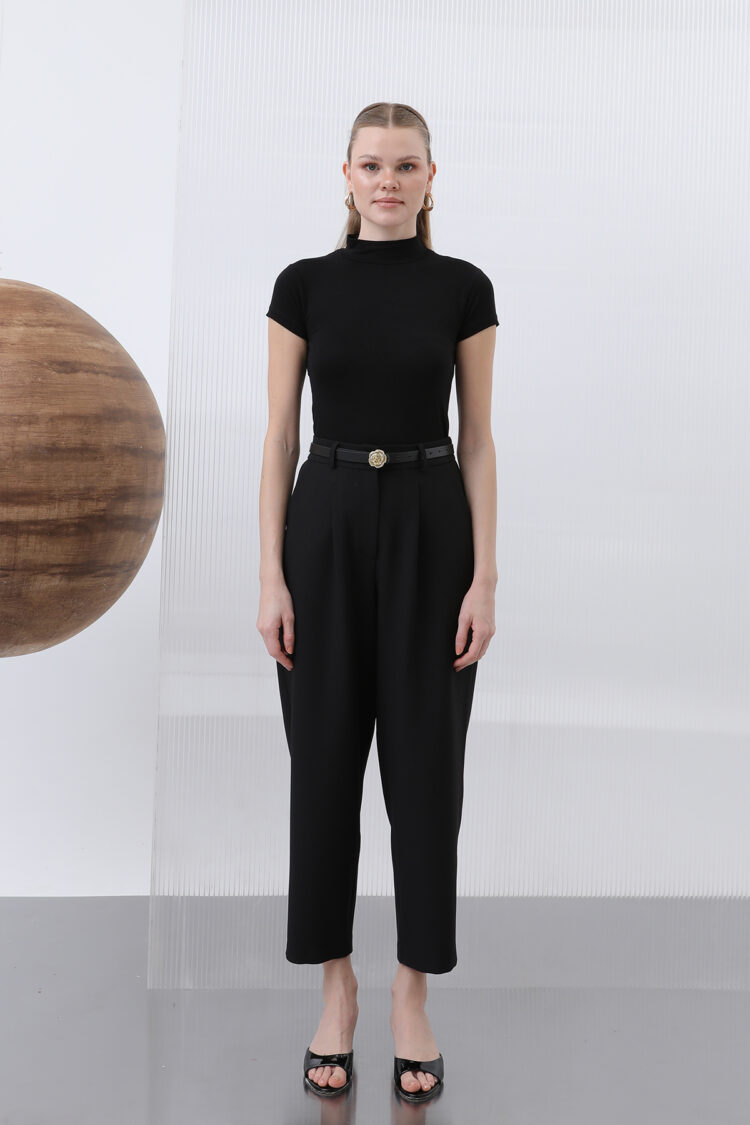 Women's Pleated Pants