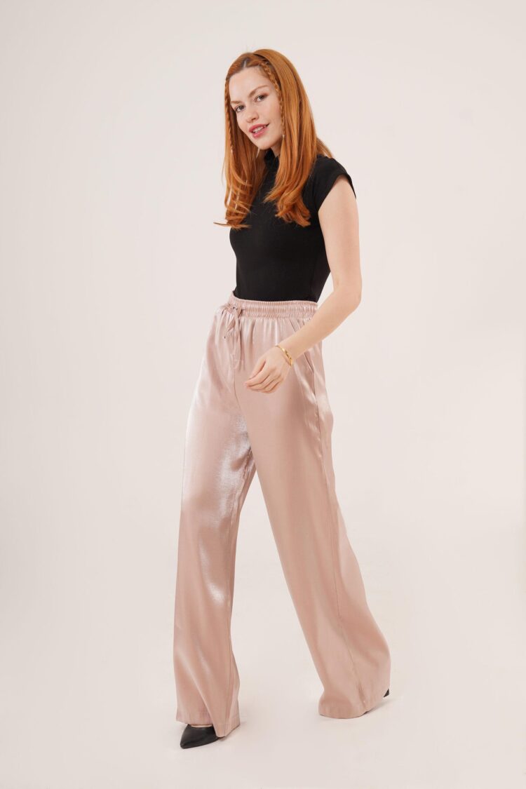 Loose Leg Wholesale Pants With Bright Look Pockets