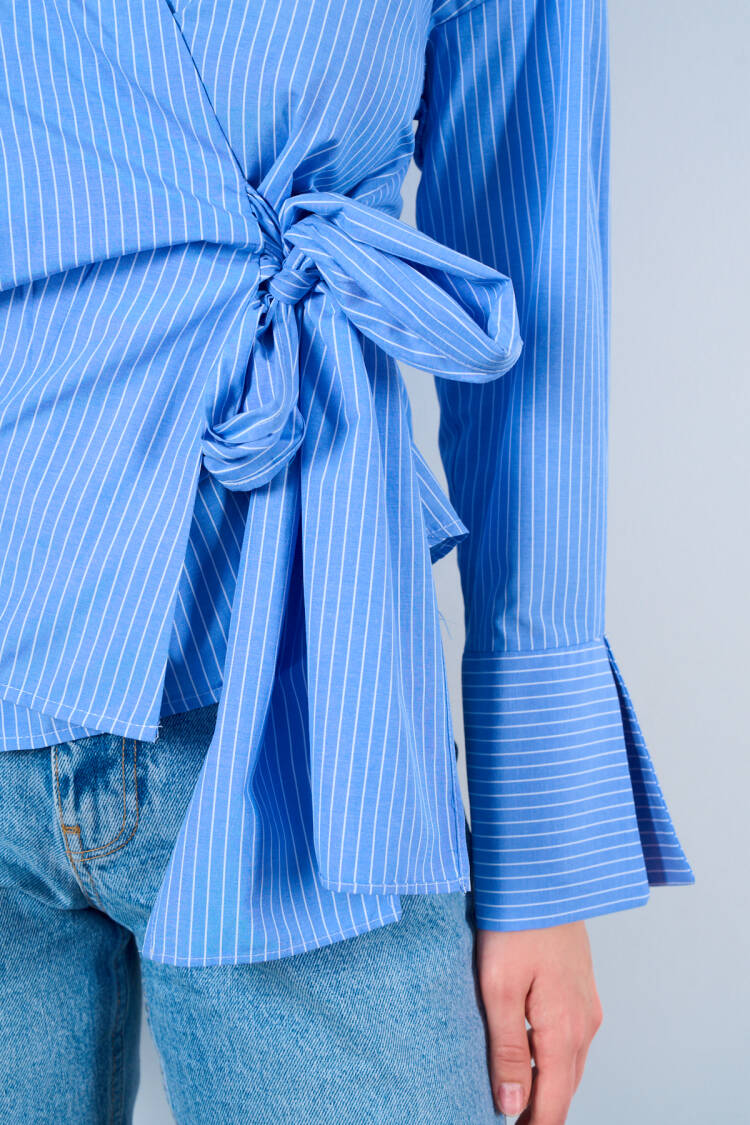 Side Tie Shirt - -White