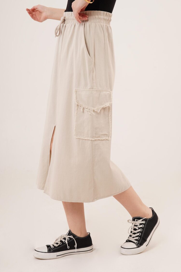 WholesaleSkirt With Front Slit Pocket Detailed