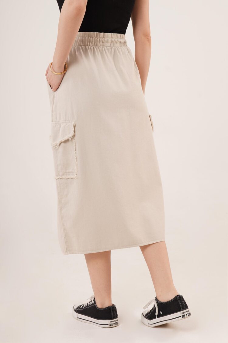 WholesaleSkirt With Front Slit Pocket Detailed