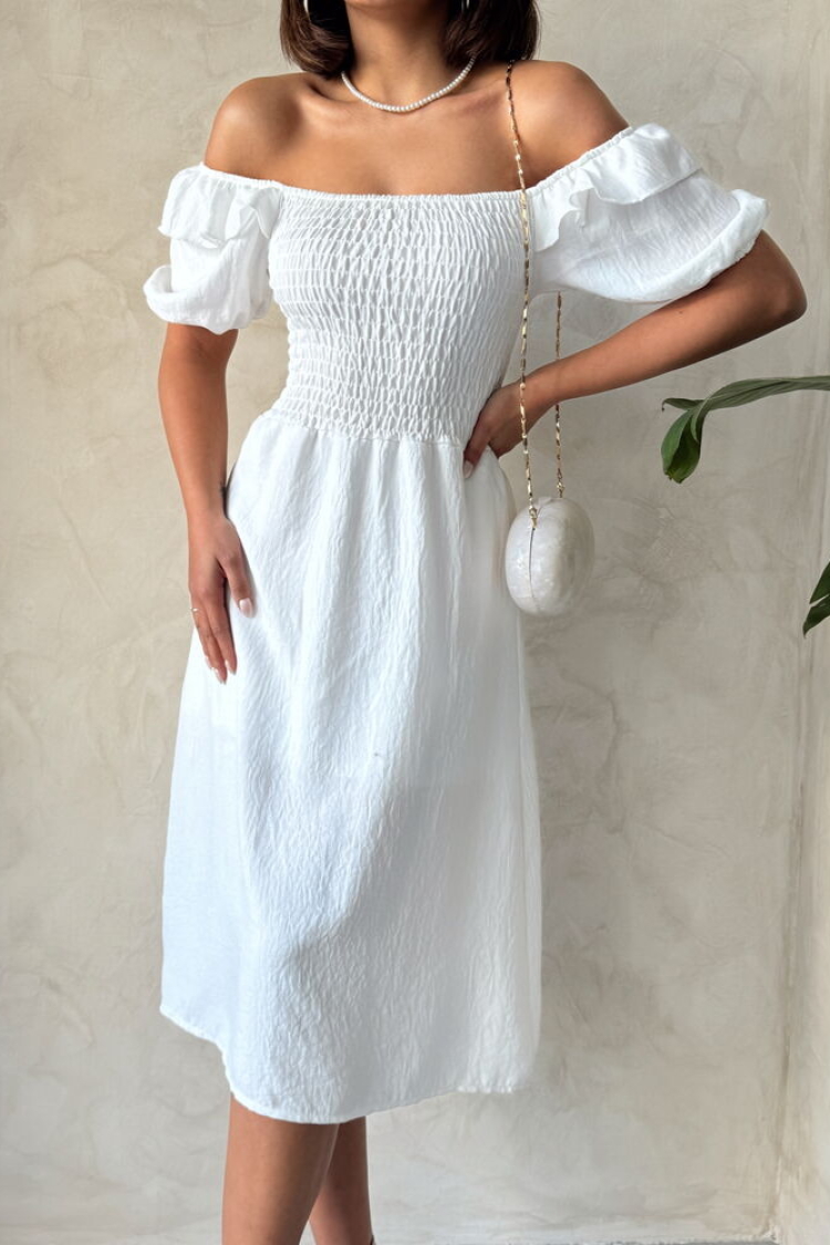 D2334 Gipeli Boat Neck Linen Dress