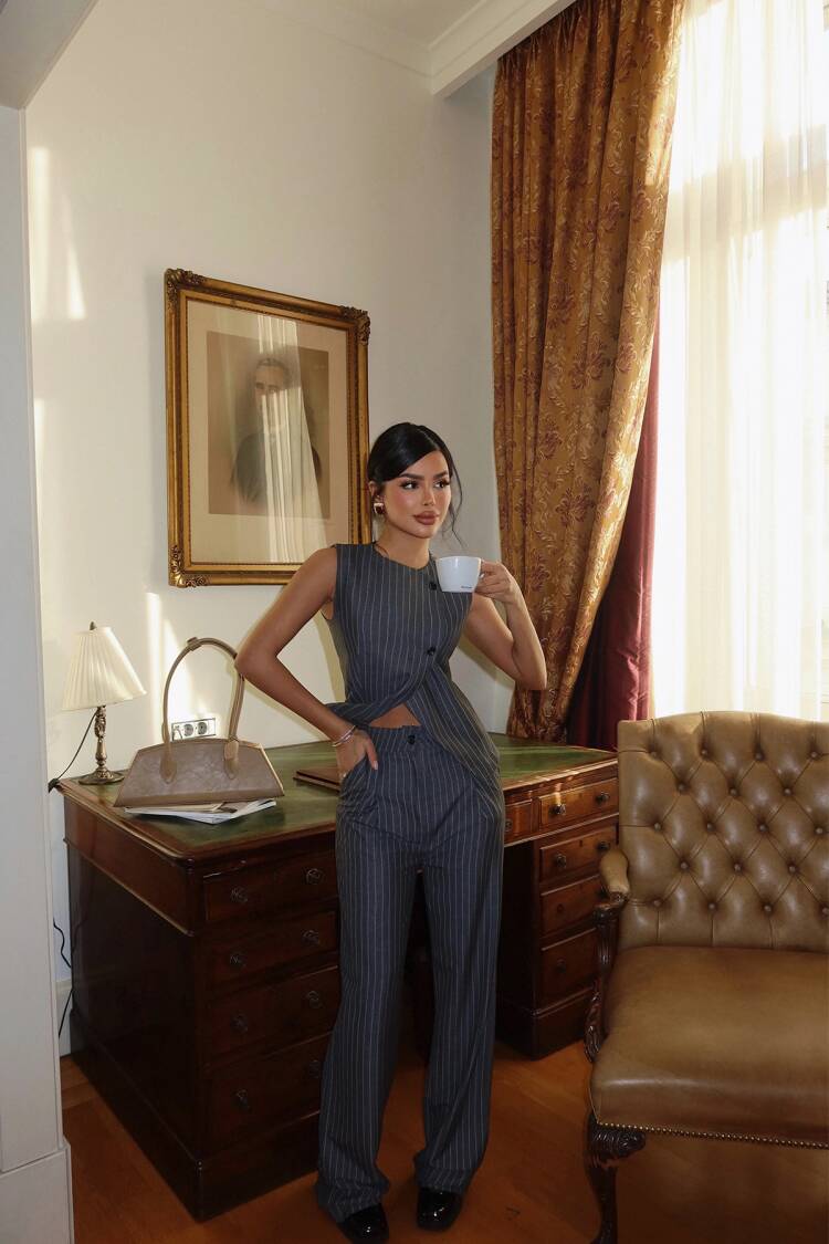 Striped Trousers Suit - Brand: EYYO ATELIER - Women's Clothing Wholesale - Globality Store
