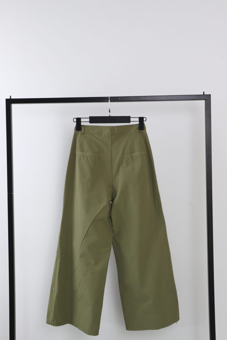 Trousers With Side Snap