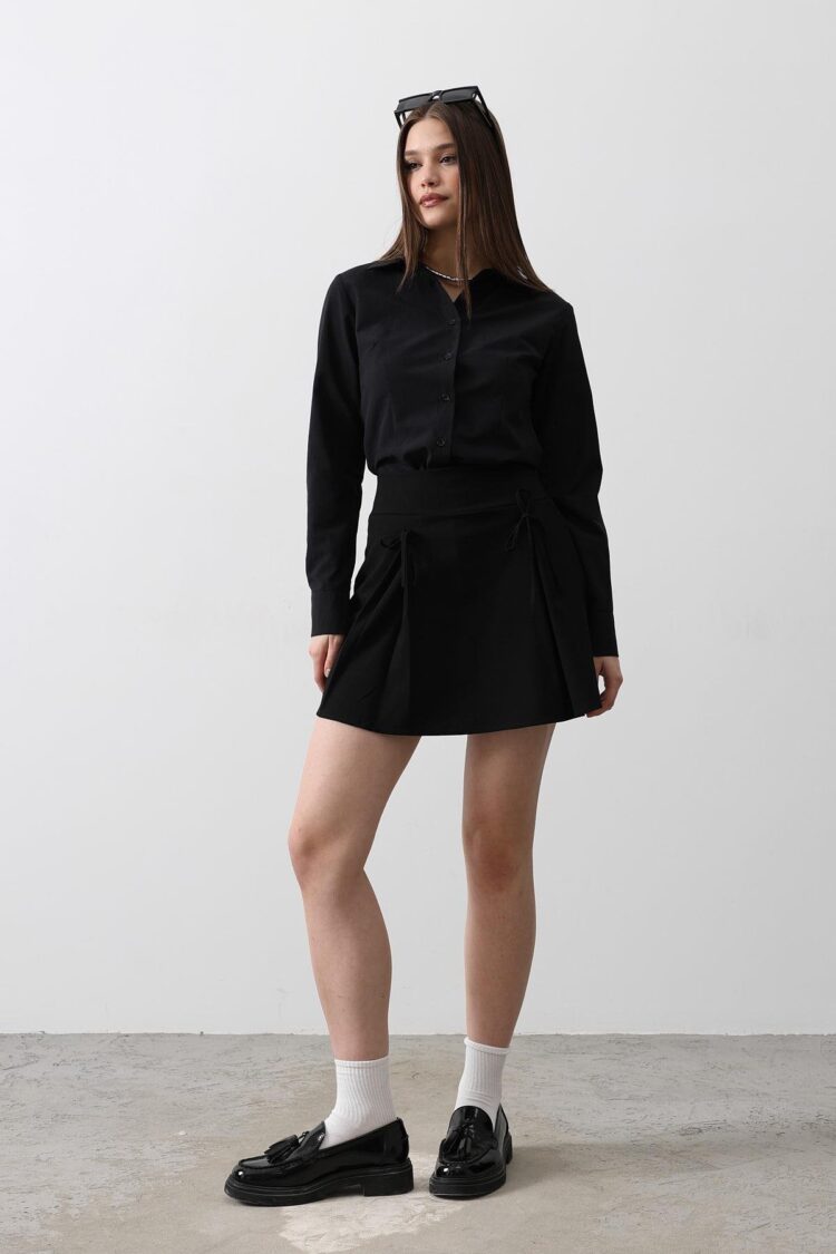 Ribbon Detailed Mini Skirt -