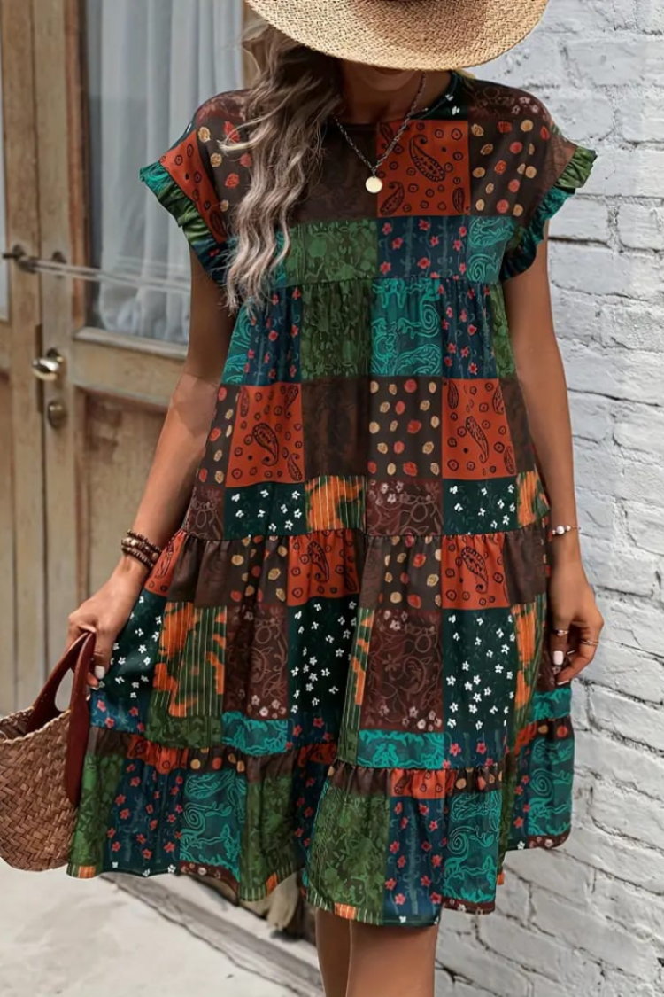Women's Short Sleeve Ruffled Crew Neck Square Pattern Dress