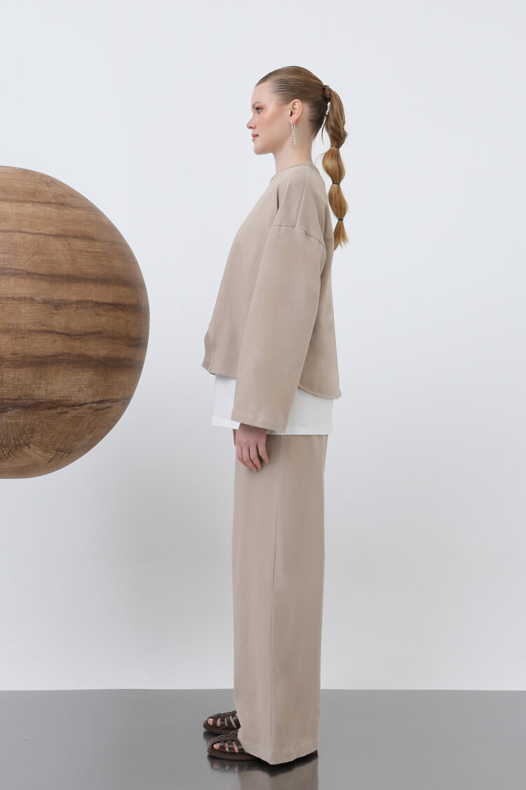 Basic Asymmetric Garnished Sweatshirt