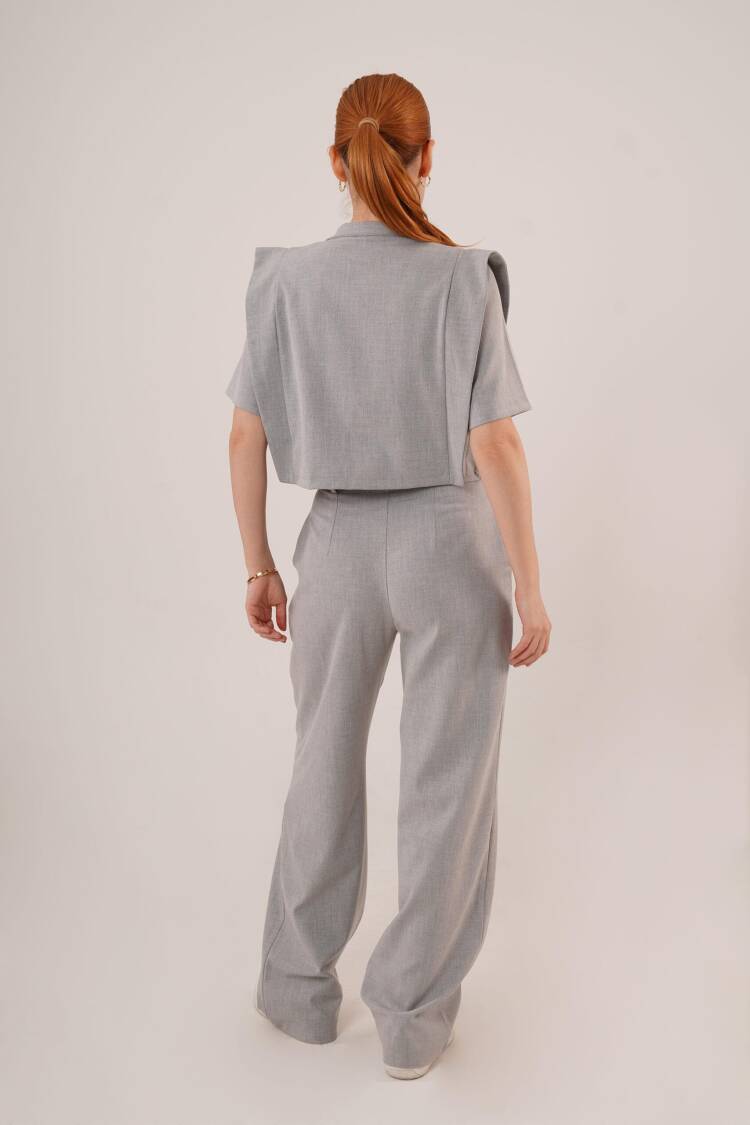 Buttoned Blouse With Pockets And Knee Detailed Pants Gray Wholesale Two Piece Suit