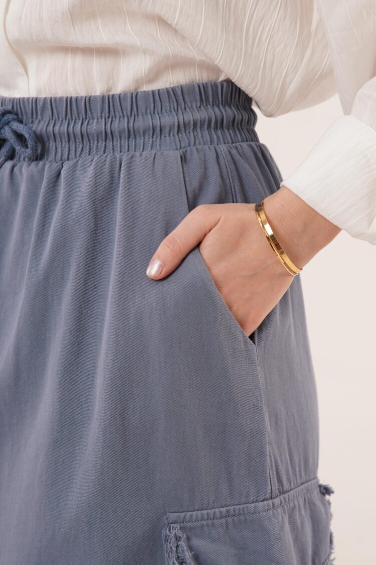 Front Slit Pocket Detailed Skirt