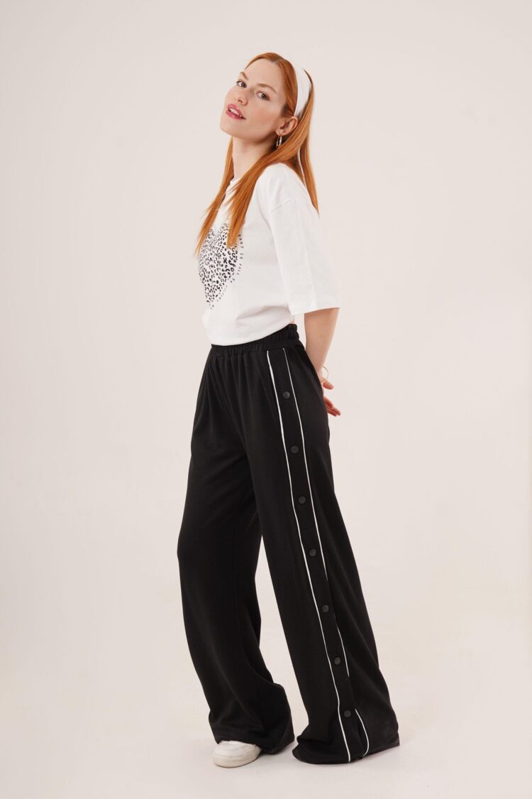 Elastic Waist Wide Leg Sweatpants With Half-Length Snap - Black