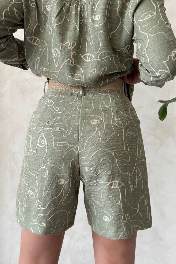 Embroidered Shorts - Light