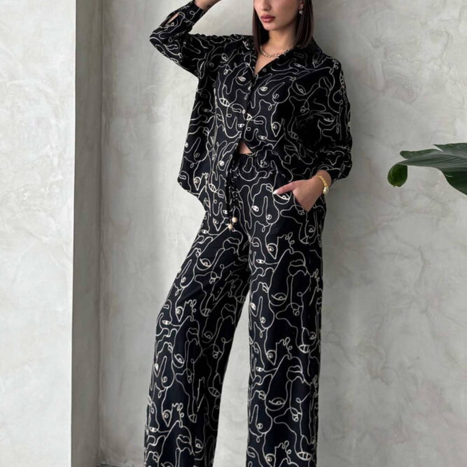 Embroidered Pants - Brand: Topshow - Women's Clothing Wholesale - Globality Store