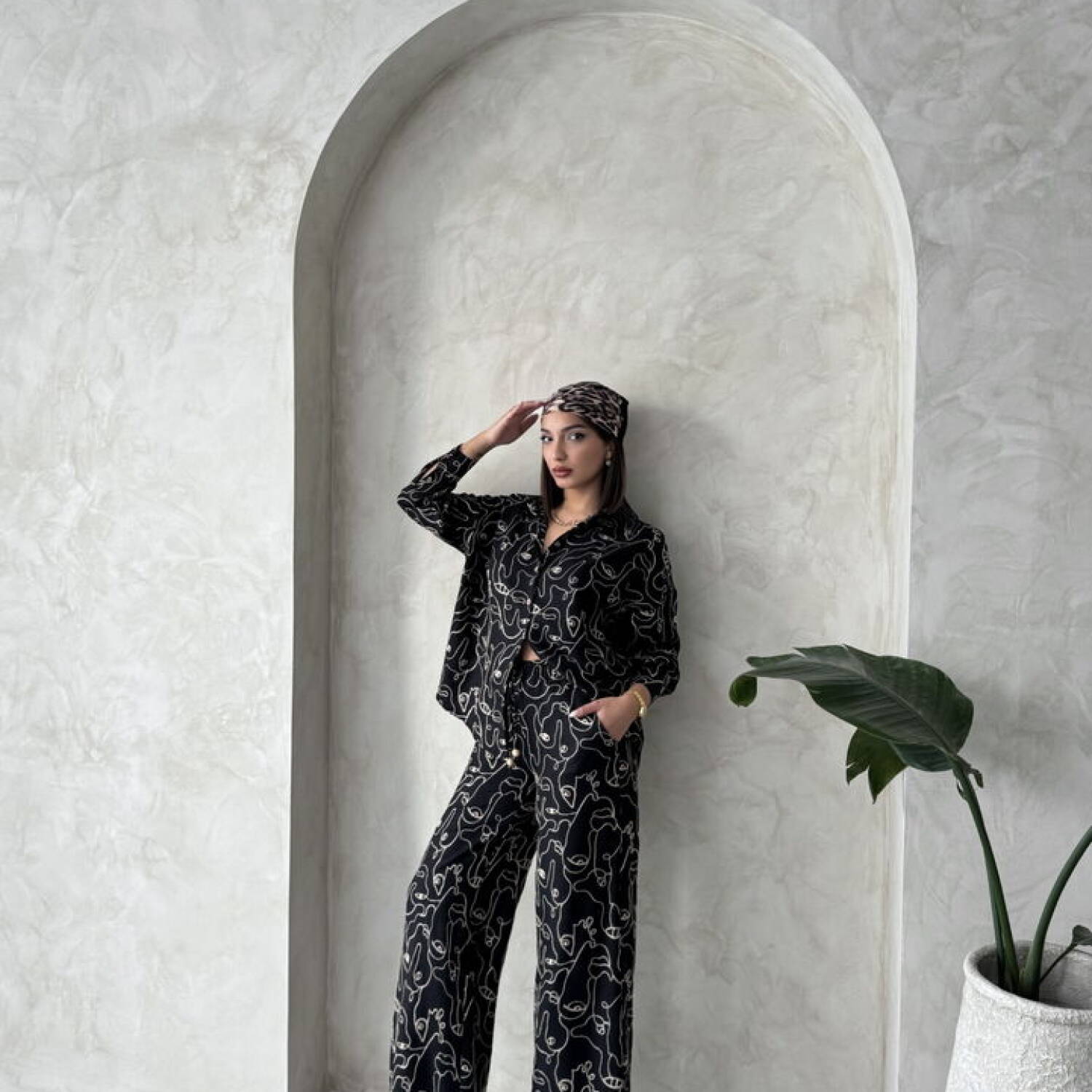 Embroidered Pants - Brand: Topshow - Women's Clothing Wholesale - Globality Store