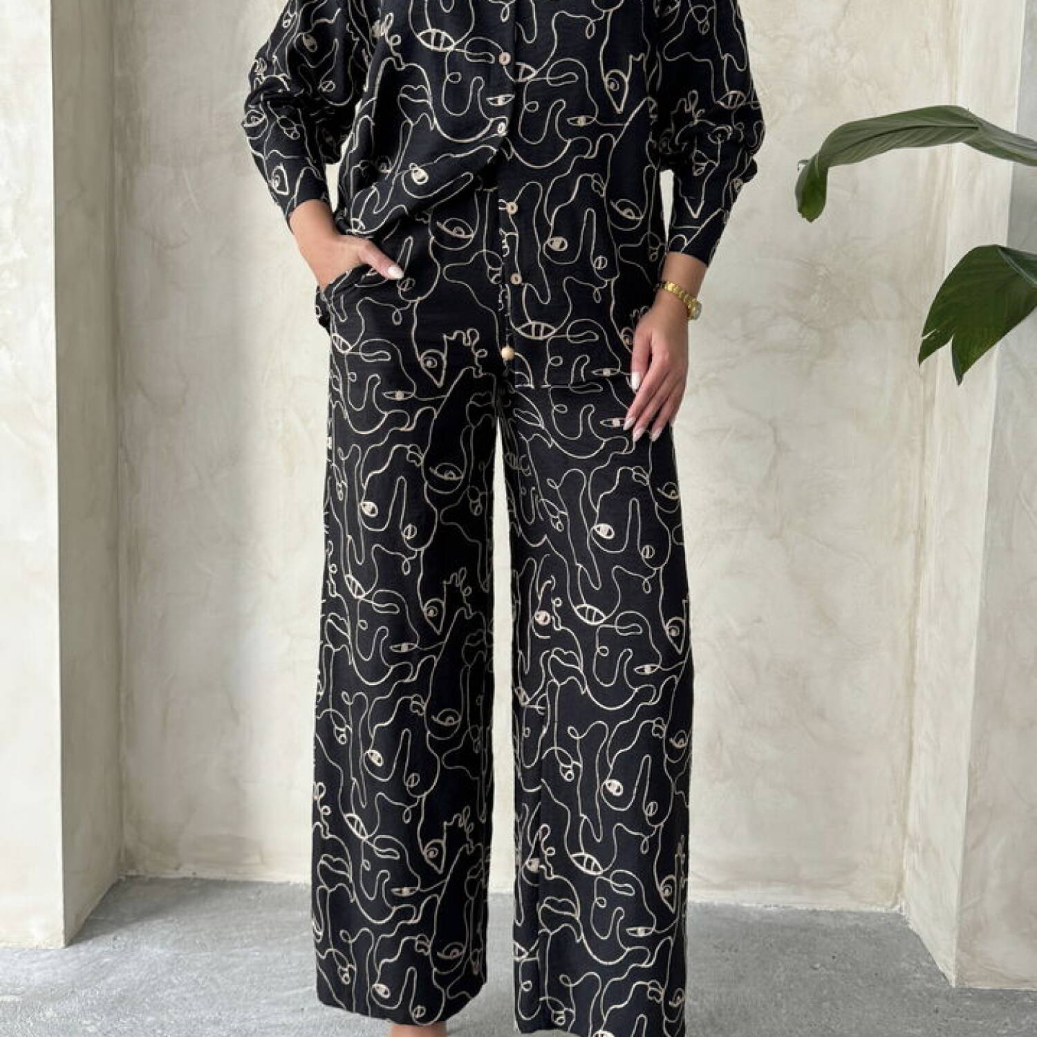 Embroidered Pants - Brand: Topshow - Women's Clothing Wholesale - Globality Store