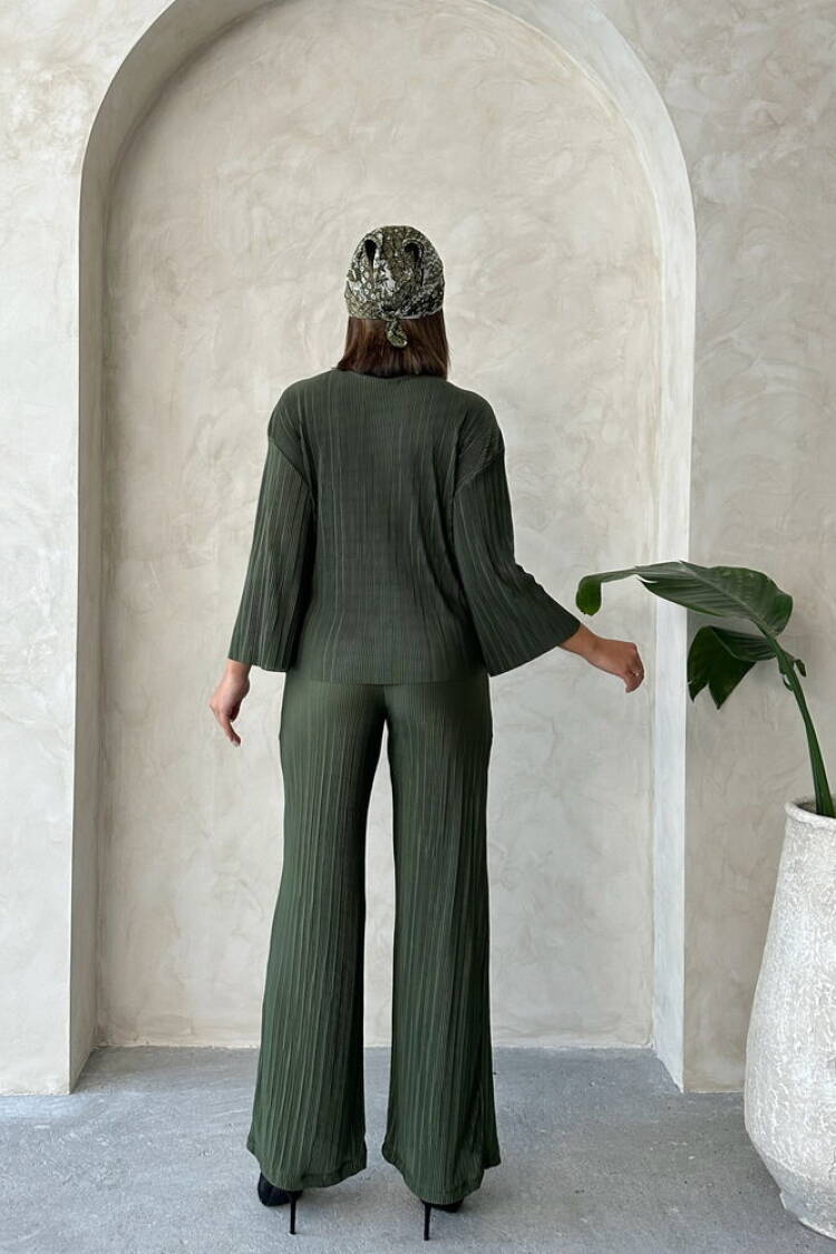 Pleated Trousers