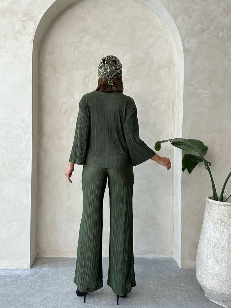 Pleated Trousers